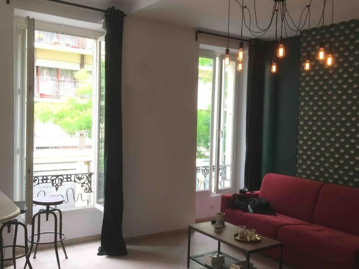 Appartement Terrasses du Port 5 mn, T2 moderne 5 couchages à Marseille