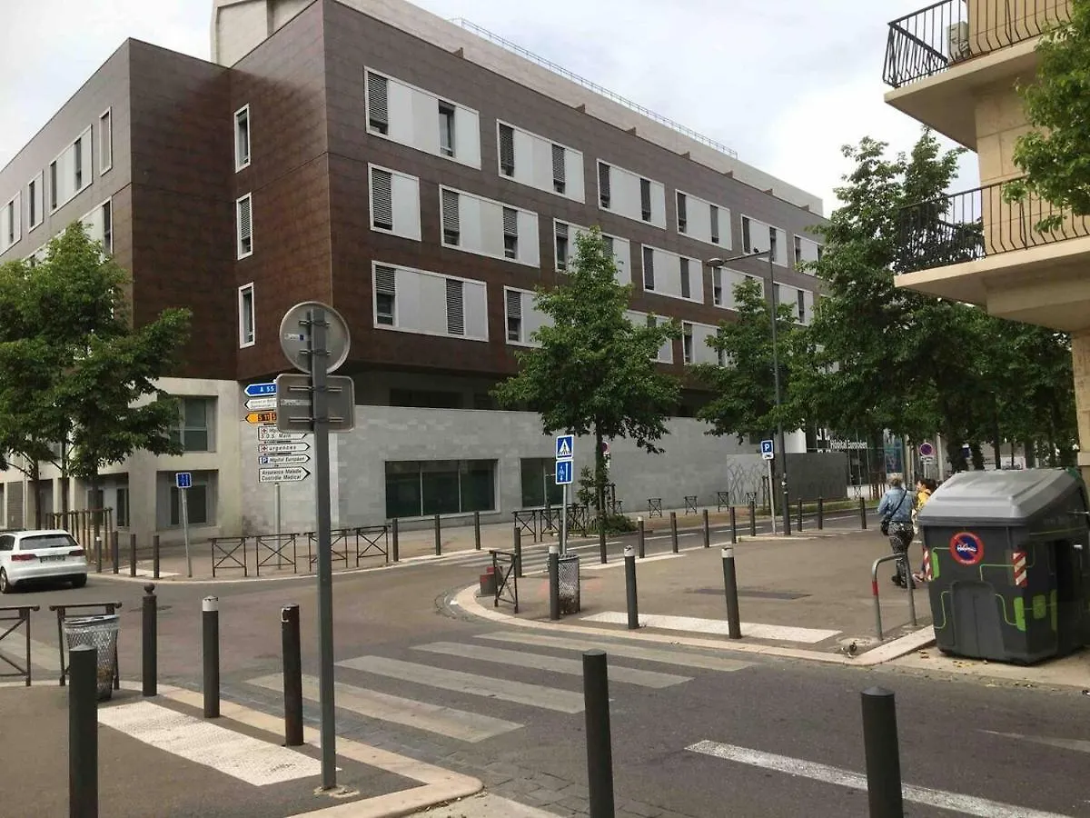 Appartement Terrasses du Port 5 mn, T2 moderne 5 couchages à Marseille France