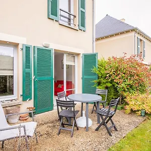 https://les-rochettes.inbrittany.com